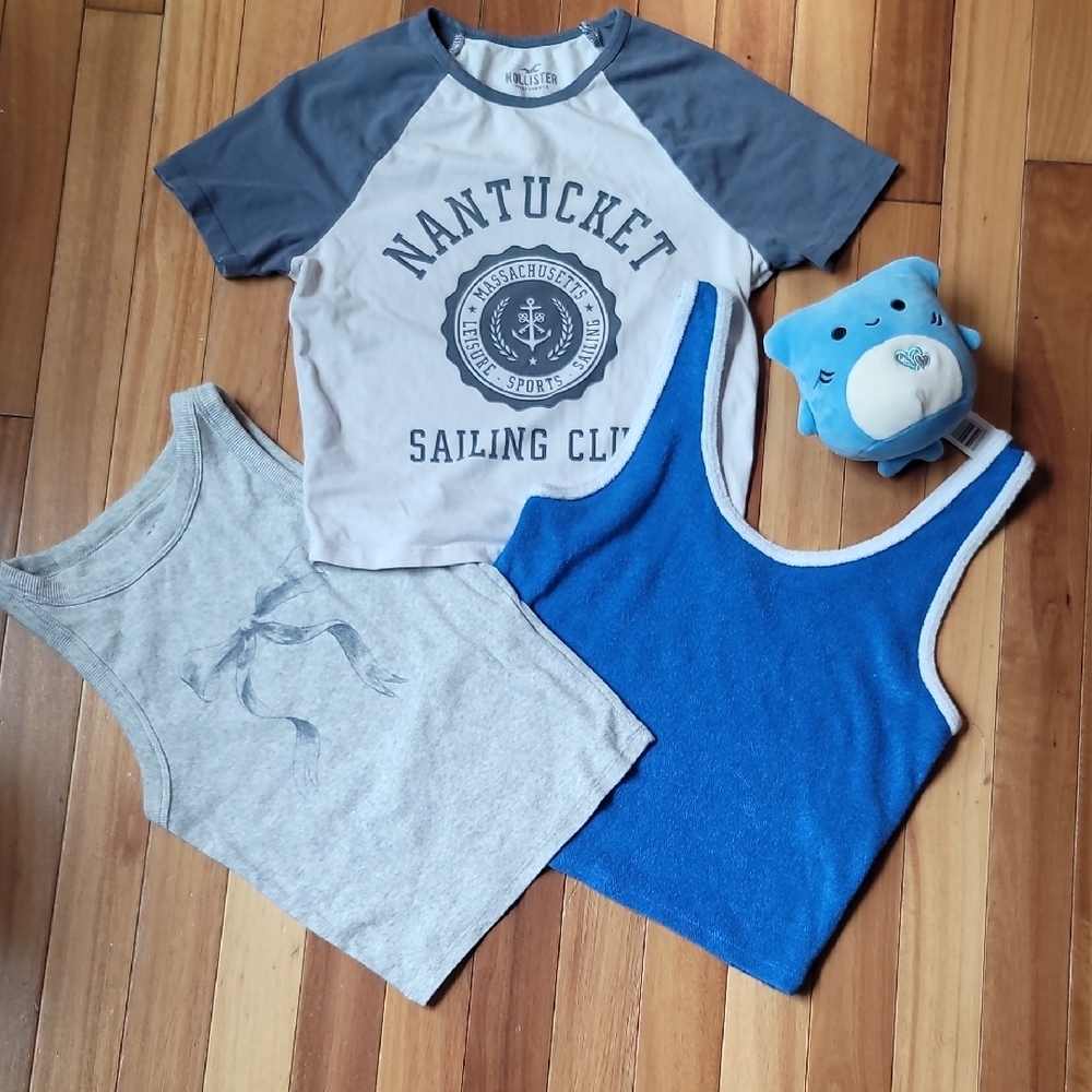 3 Blue Hollister Tops